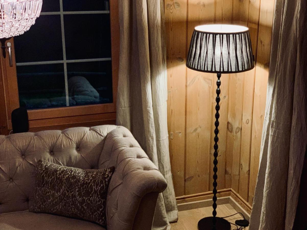 Sumvitg Casa Pasch - Boutique Bed And Breakfast In Cumpadials מראה חיצוני תמונה