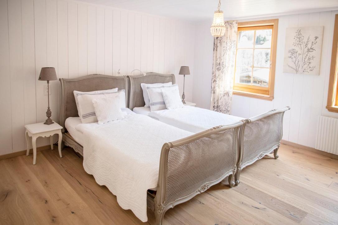 Sumvitg Casa Pasch - Boutique Bed And Breakfast In Cumpadials מראה חיצוני תמונה