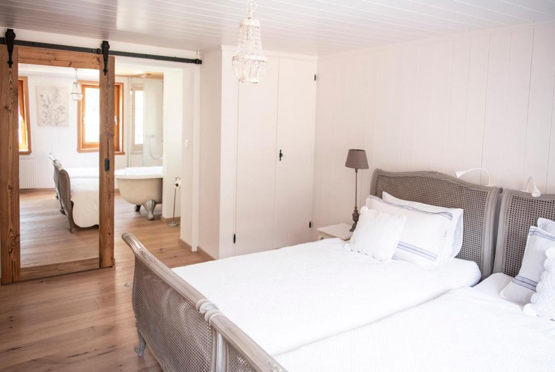 Sumvitg Casa Pasch - Boutique Bed And Breakfast In Cumpadials מראה חיצוני תמונה